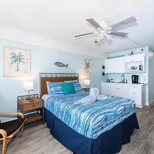 Aparthotel I Need A Vacay Now! Remodeled